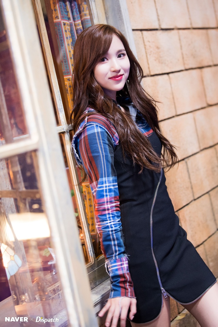 Myoui Mina