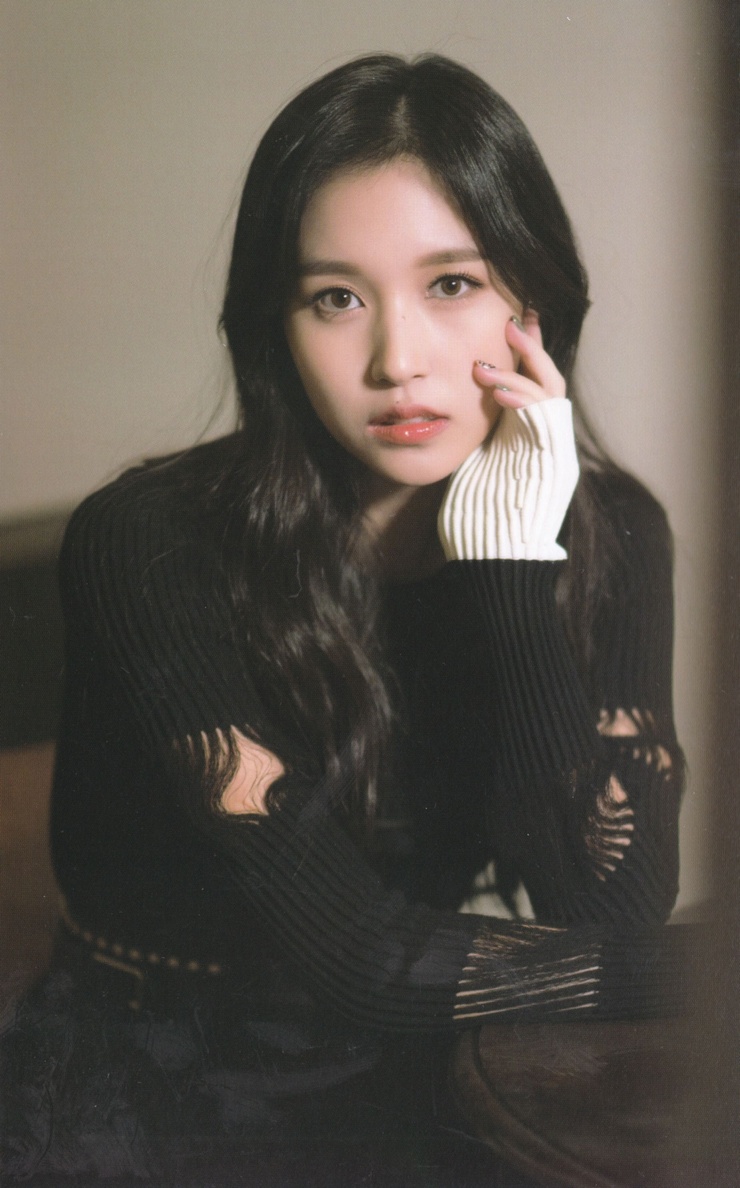 Myoui Mina
