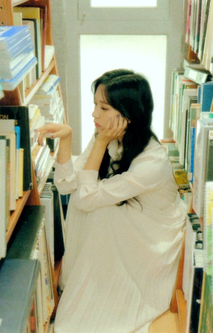 Myoui Mina