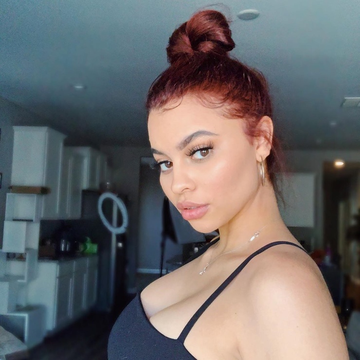 Nessa Briella Nessa Briella