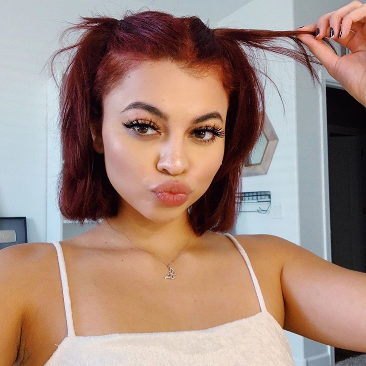 Nessa Briella