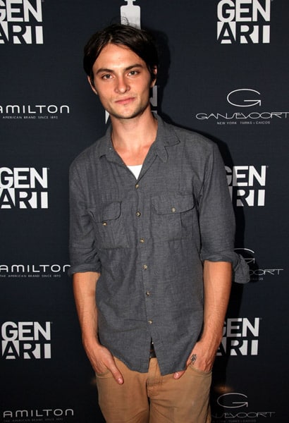 Shiloh Fernandez