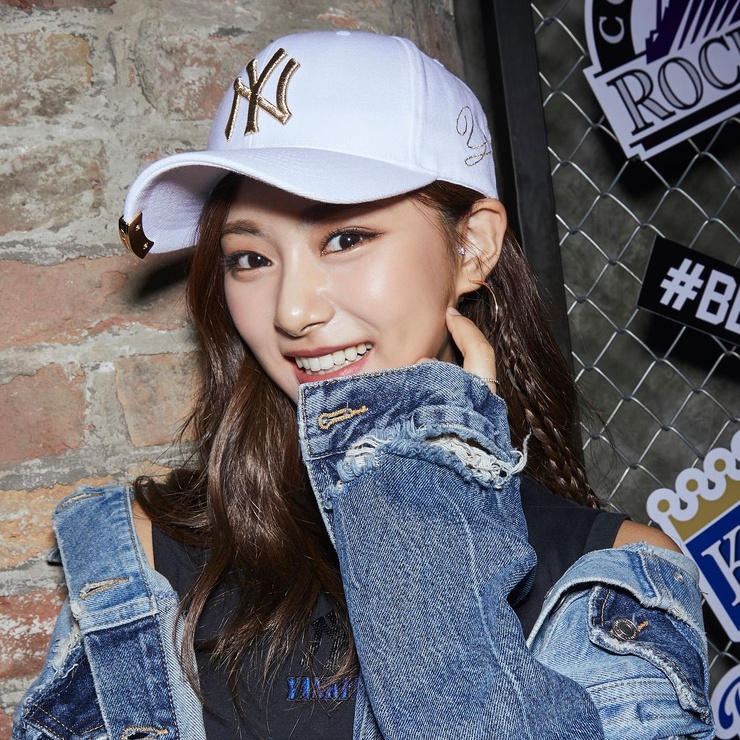Chou Tzu-yu (Tzuyu)