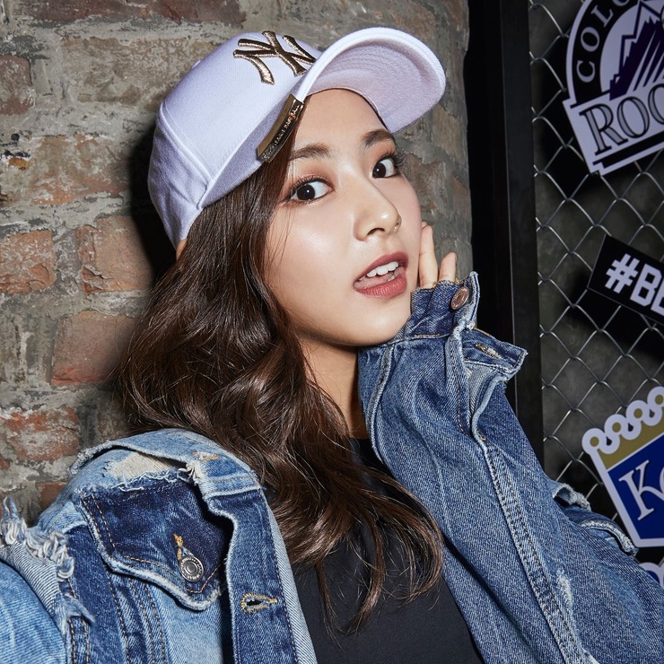 Chou Tzu-yu (Tzuyu)