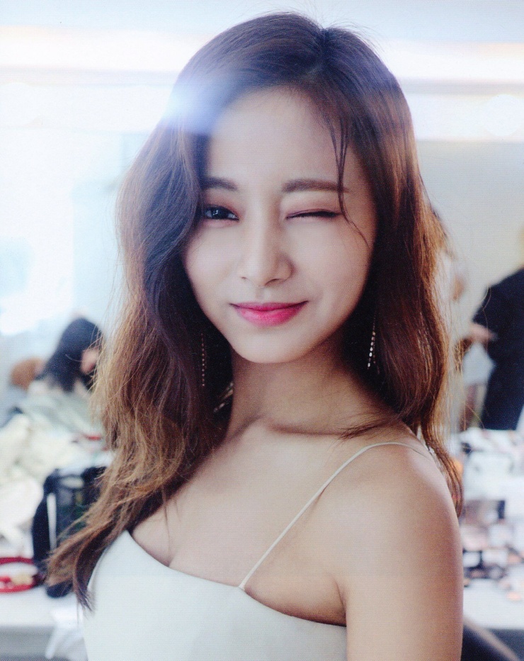 Chou Tzu-yu (Tzuyu)