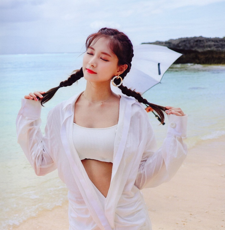 Chou Tzu-yu (Tzuyu)
