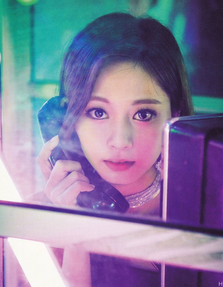Chou Tzu-yu (Tzuyu)