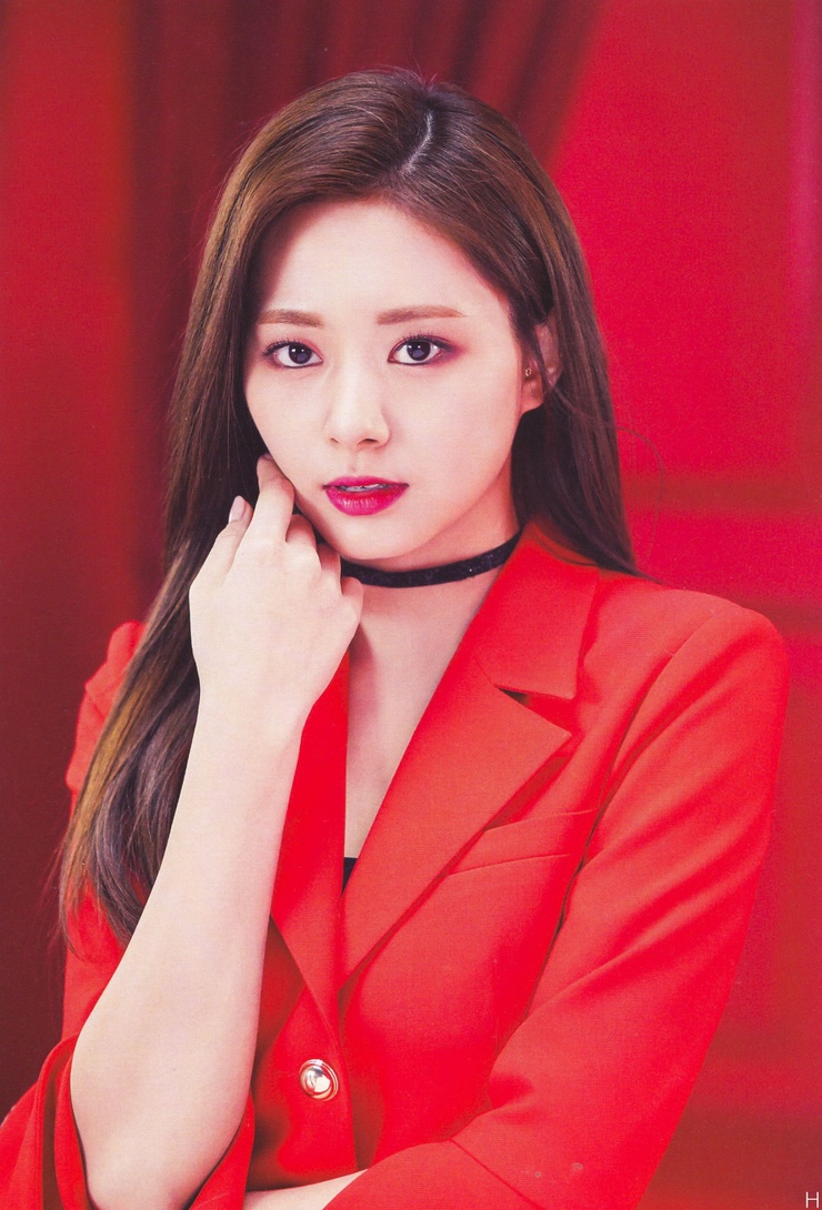 Chou Tzu-yu (Tzuyu)