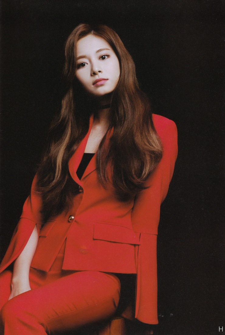 Chou Tzu-yu (Tzuyu)
