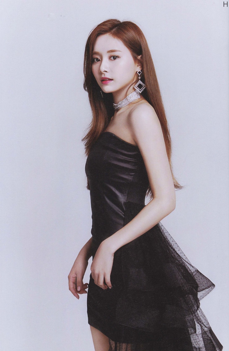 Chou Tzu-yu (Tzuyu)