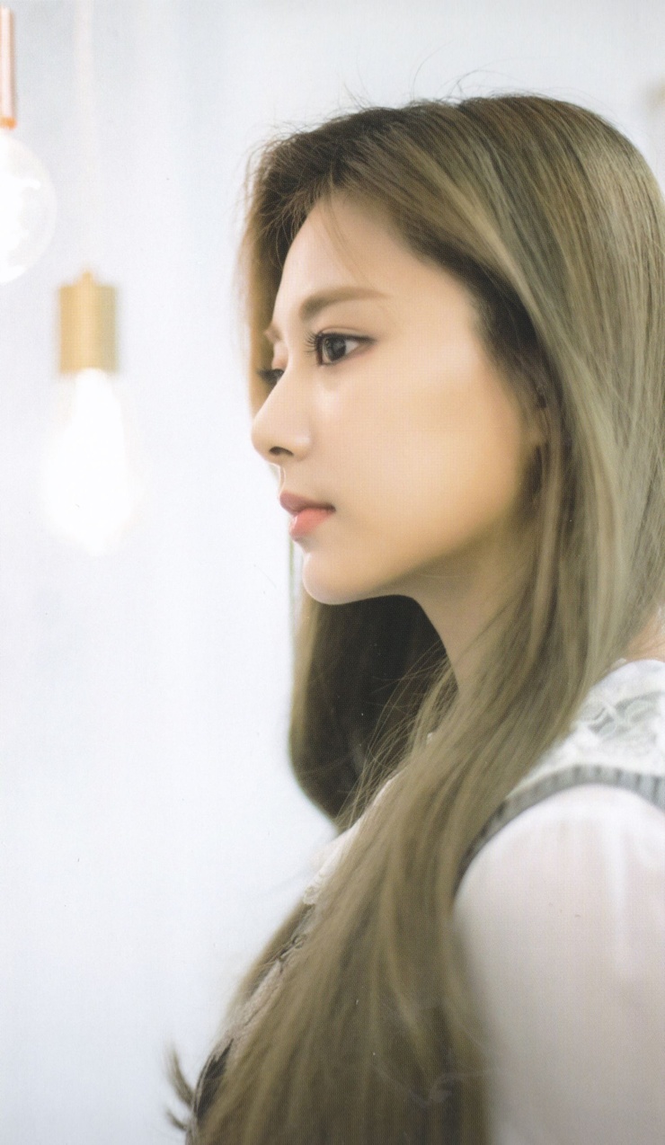 Chou Tzu-yu (Tzuyu)