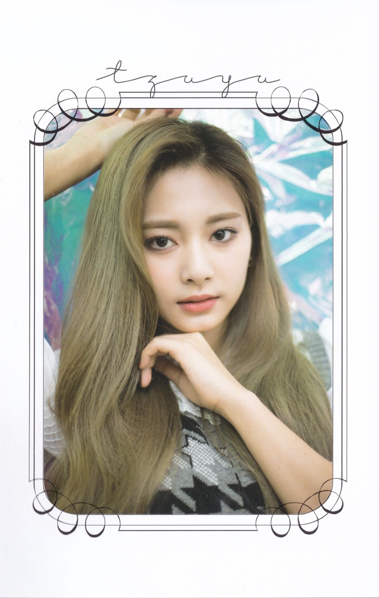 Chou Tzu-yu (Tzuyu)