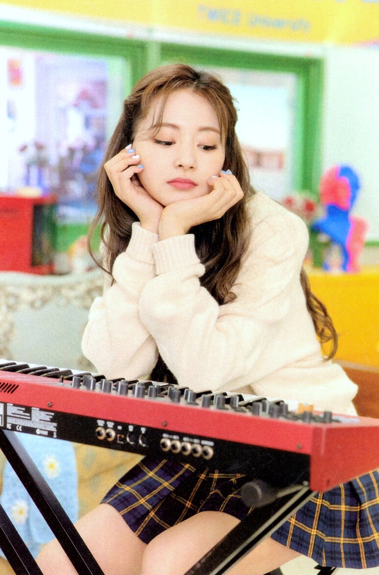 Chou Tzu-yu (Tzuyu)
