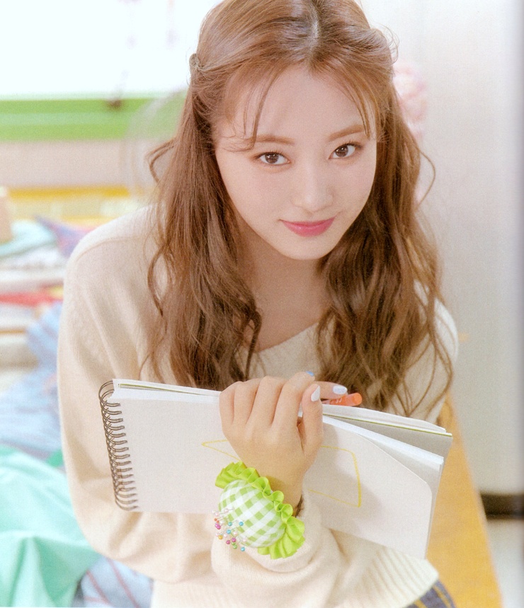 Chou Tzu-yu (Tzuyu)