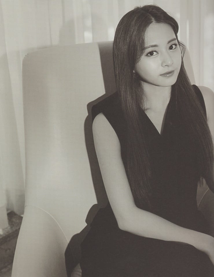 Chou Tzu-yu (Tzuyu) Chou Tzu-yu (Tzuyu)