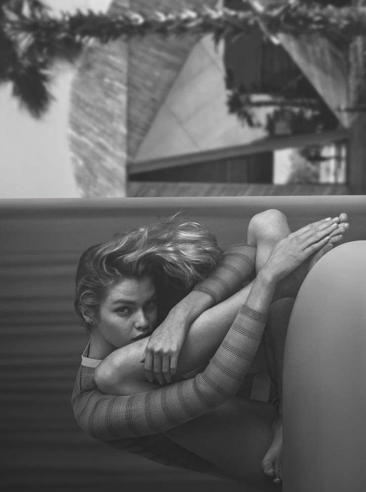 Stella Maxwell Stella Maxwell