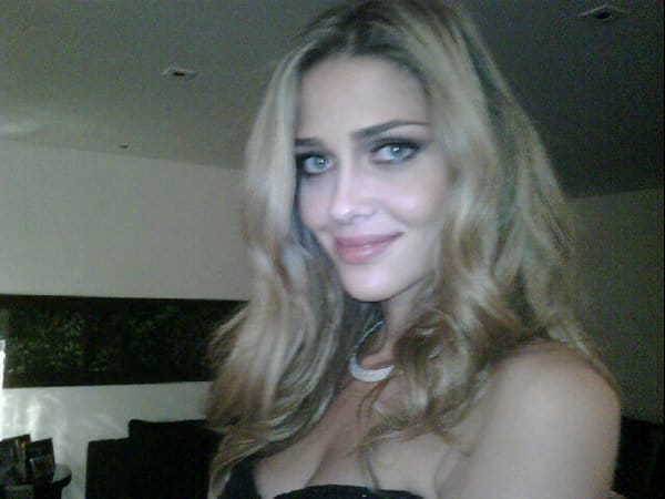 Ana Beatriz Barros