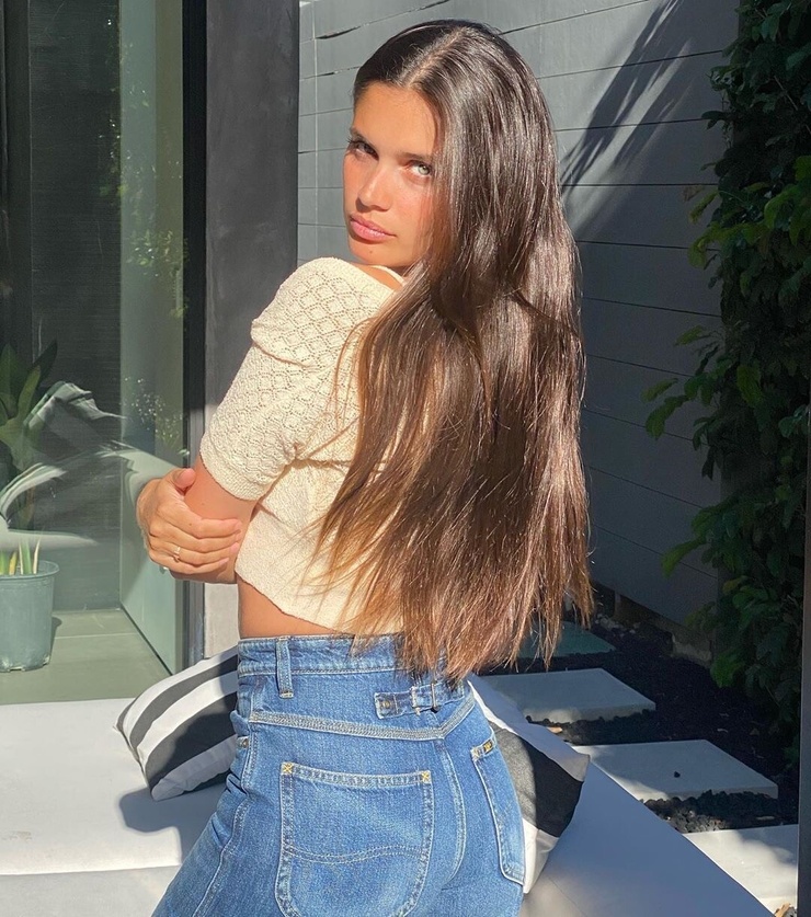 Sara Sampaio Sara Sampaio