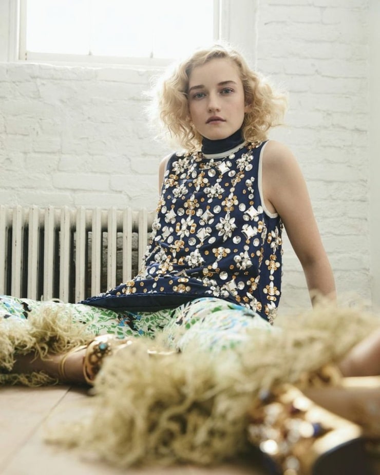 Julia Garner