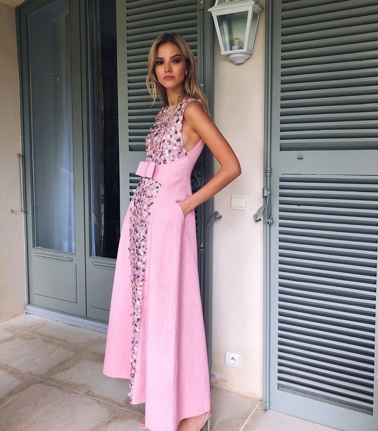 Sasha Luss Sasha Luss