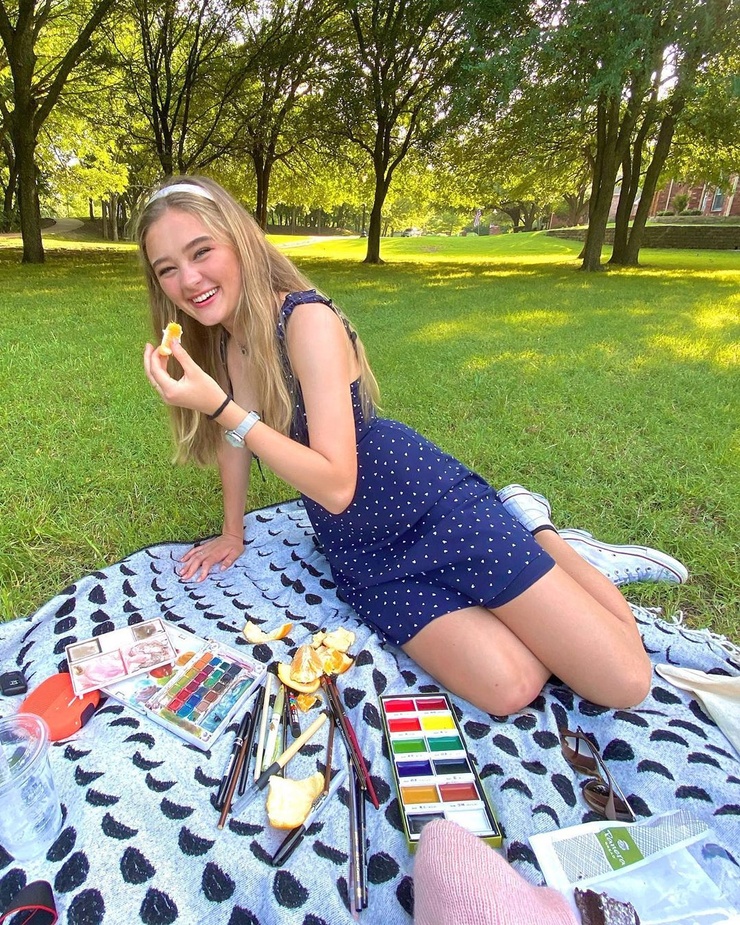 Lizzy Greene Lizzy Greene