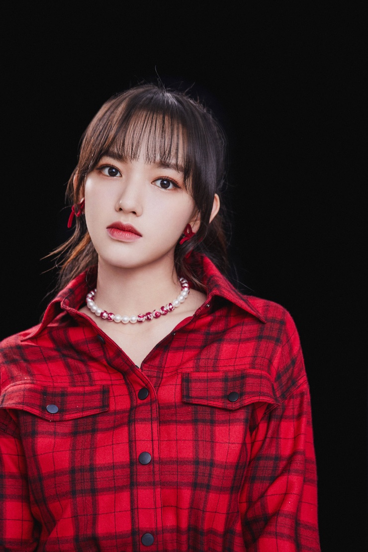 Cheng Xiao (็จ็) Cheng Xiao (็จ็)