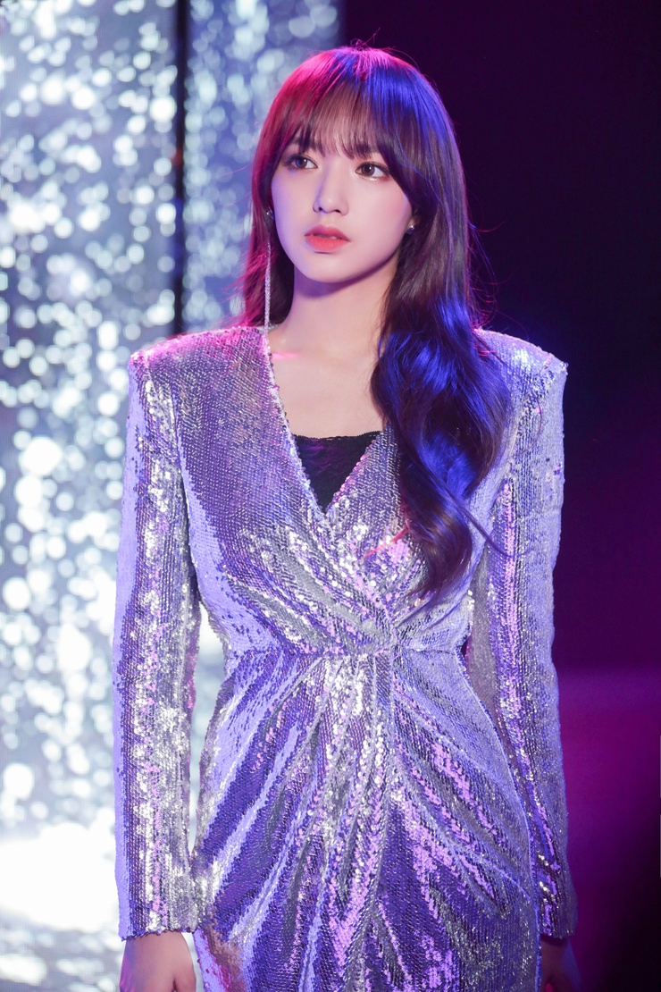 Cheng Xiao (็จ็) Cheng Xiao (็จ็)