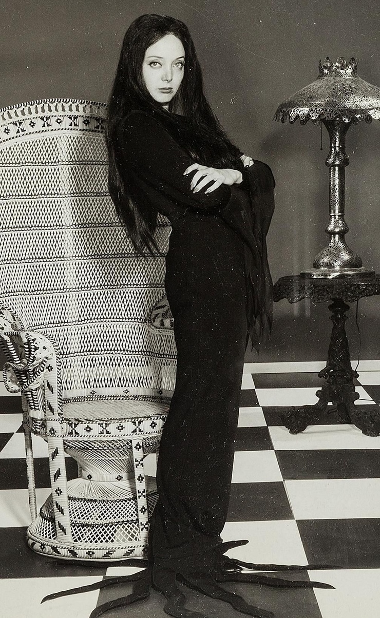 Morticia Addams (Carolyn Jones)