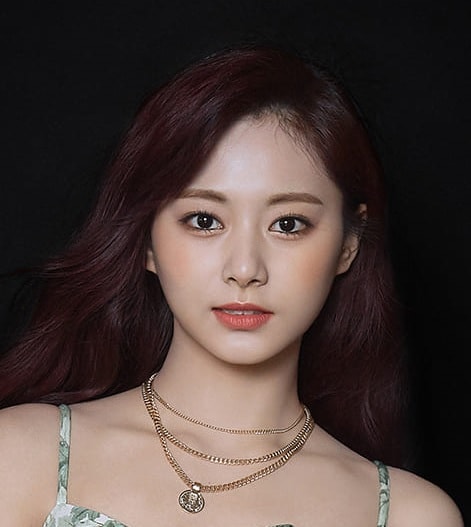 Picture of Chou Tzu-yu (Tzuyu)