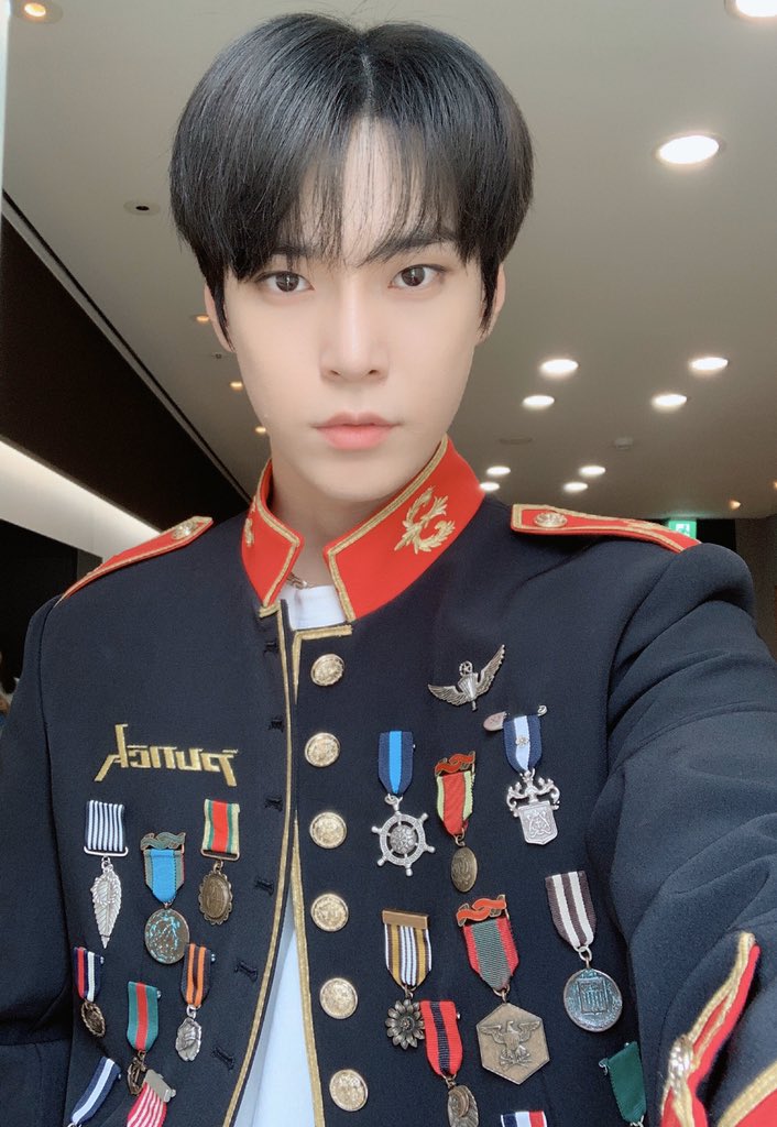 Doyoung image