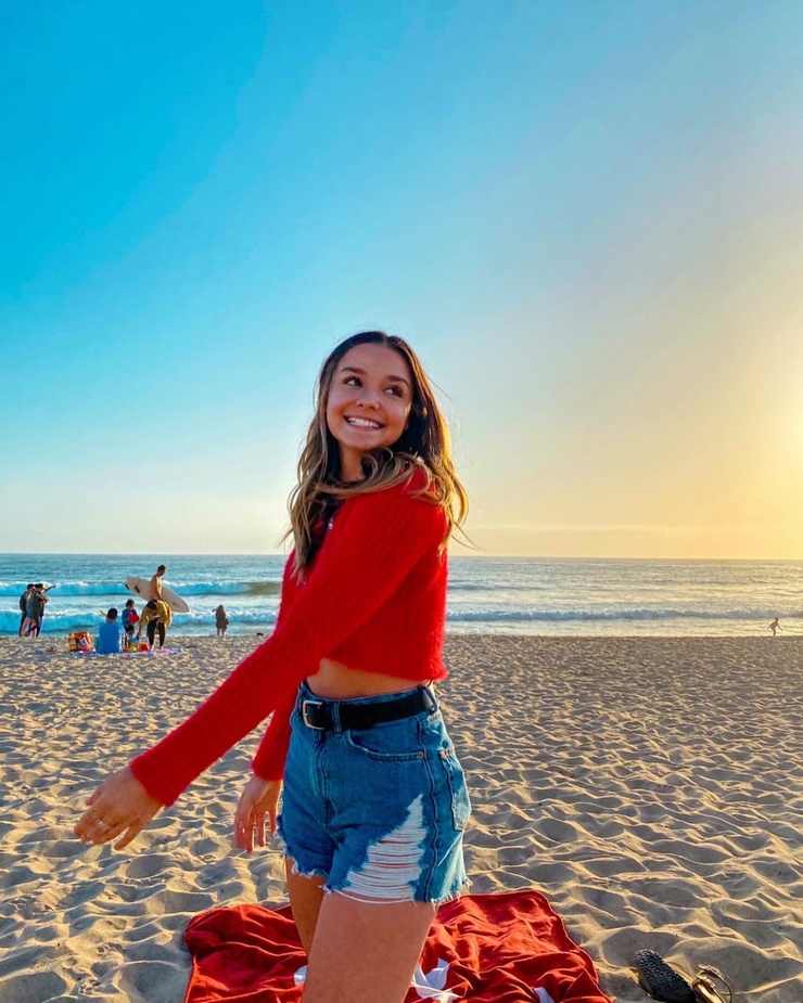 Mackenzie Aladjem