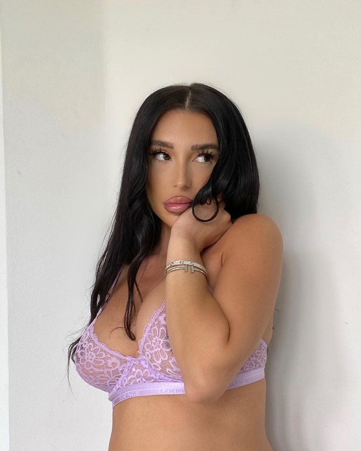 Erin Budina Erin Budina