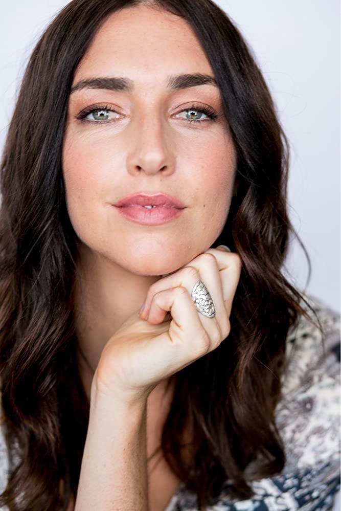Ella Bourne Ella Bourne
