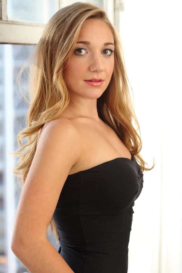 Nicole Lauria
