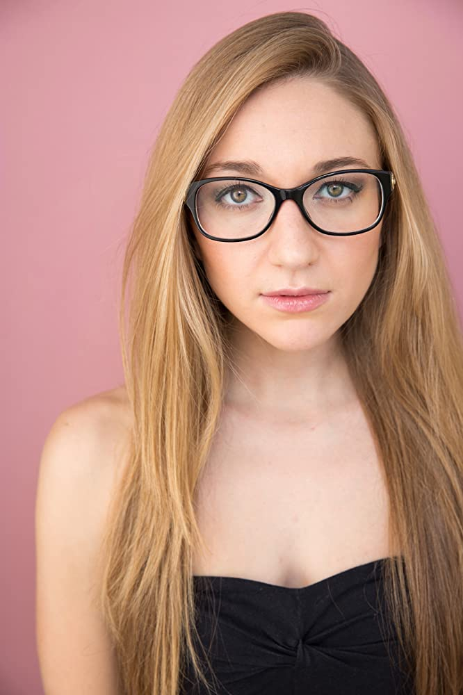 Nicole Lauria