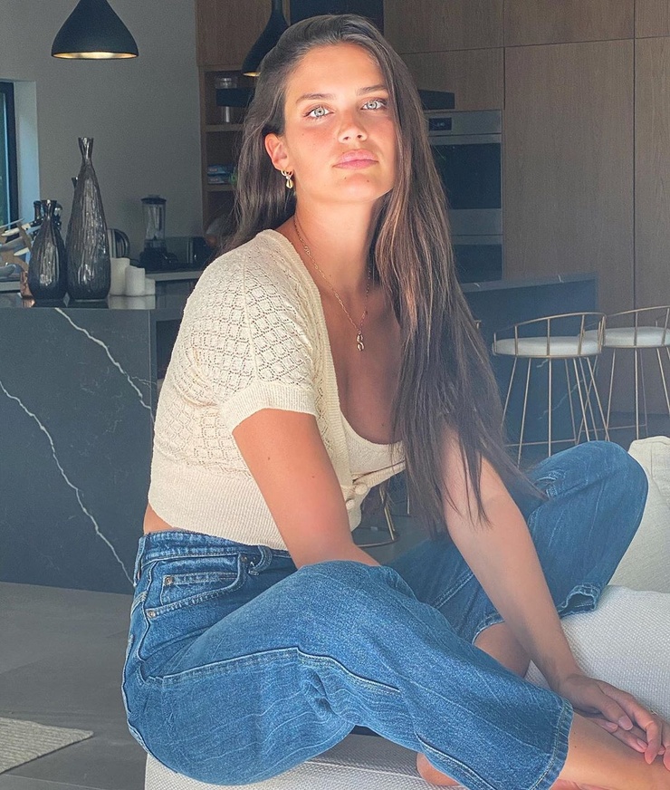 Sara Sampaio Sara Sampaio