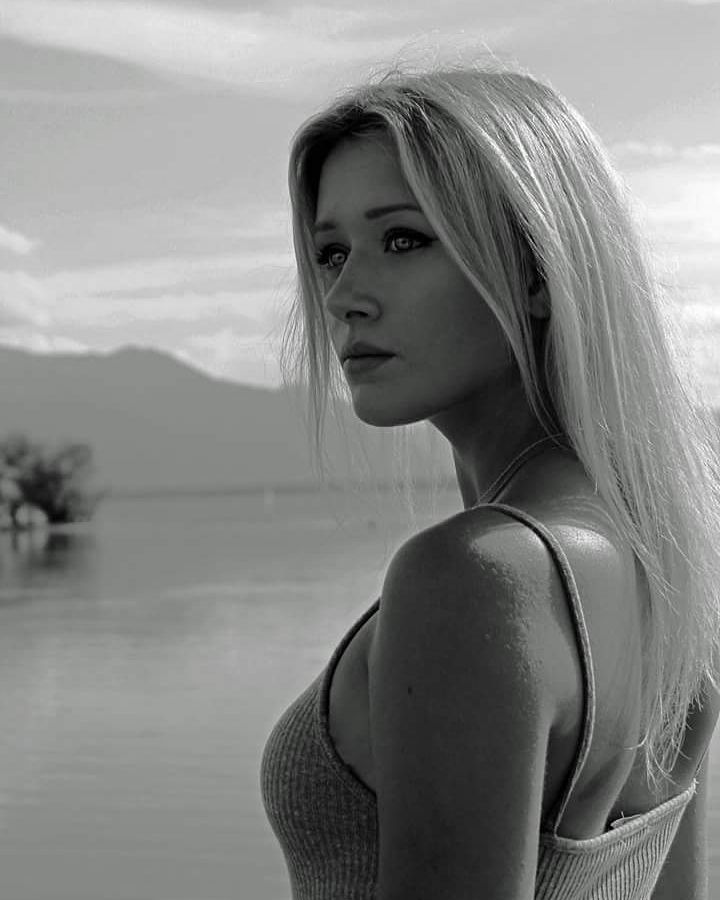 Nicole Deliah Nicole Deliah