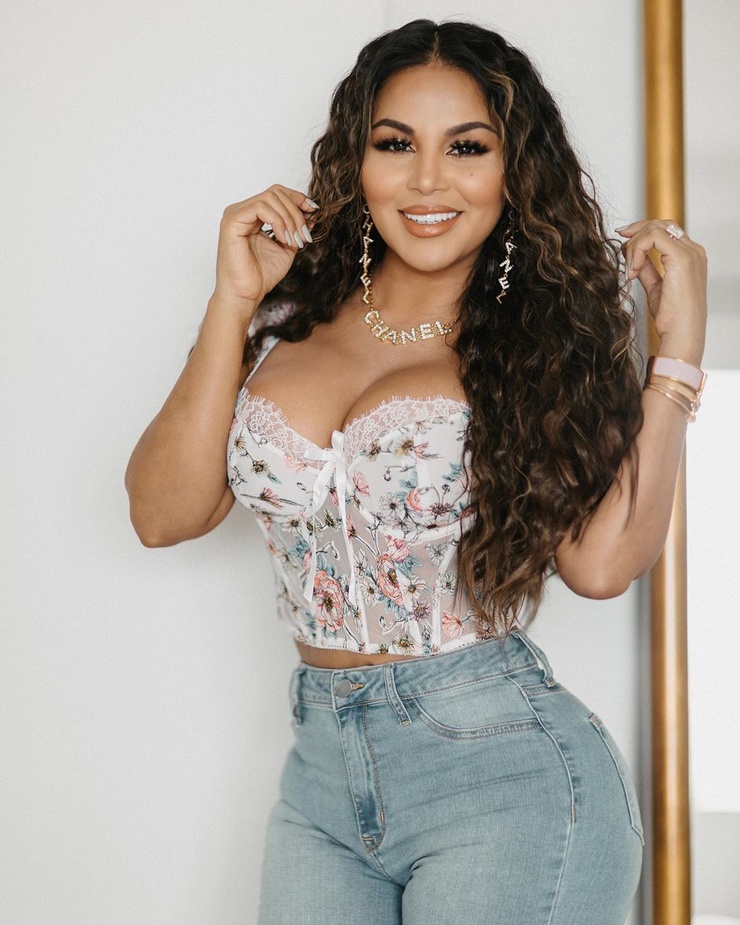 Dolly Castro Dolly Castro