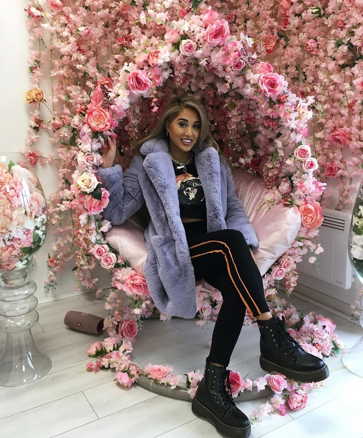 Zahida Allen