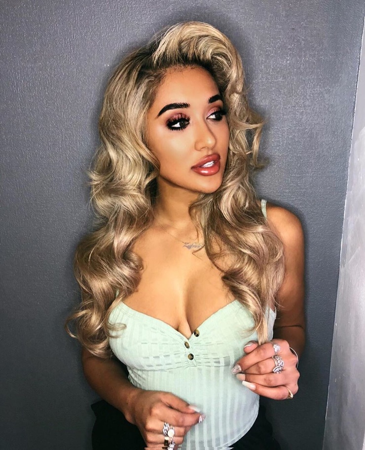 Zahida Allen