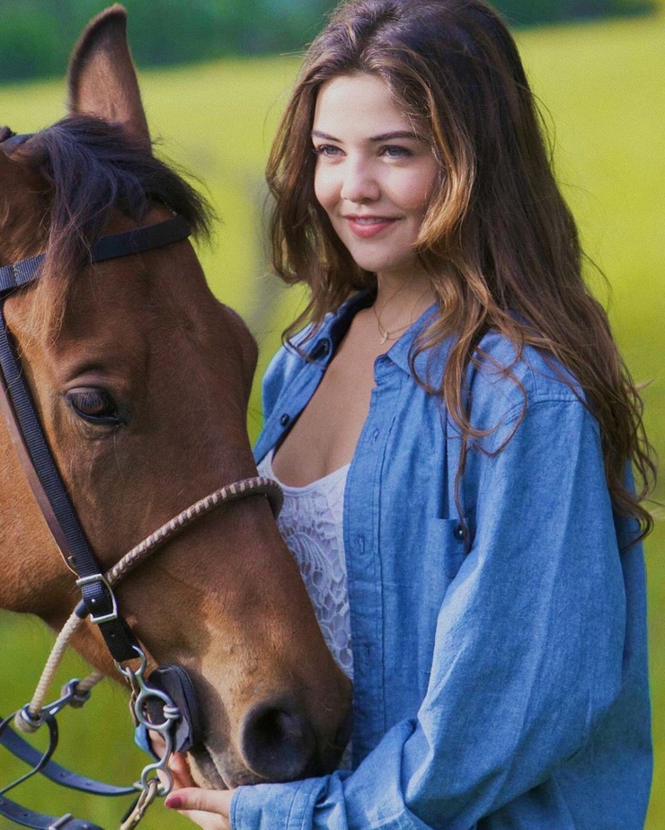 Danielle Campbell