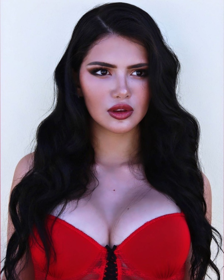 PAULA SUAREZ PAULA SUAREZ