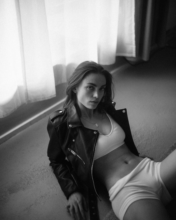 Charleen Weiss Charleen Weiss