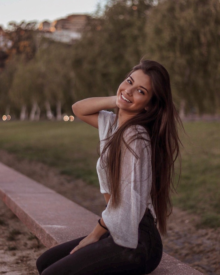 Carly Santos