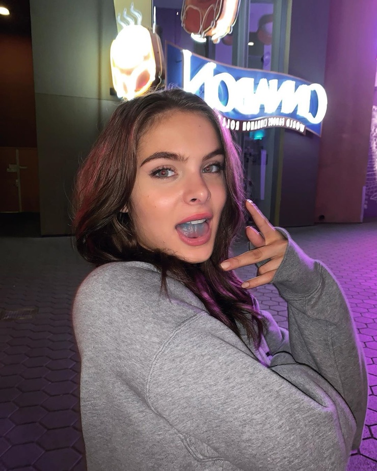 Brighton Sharbino Brighton Sharbino