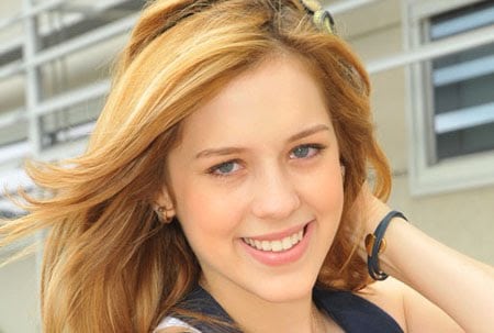 Sophia Abraão Sophia Abraão