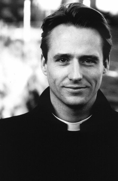 Linus Roache