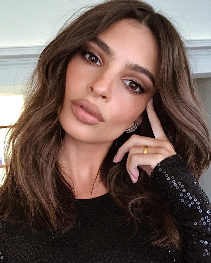 Emily Ratajkowski Emily Ratajkowski