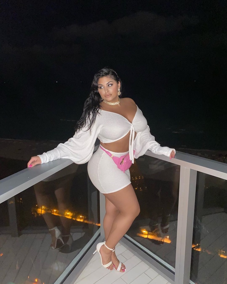 Adriana Sahar