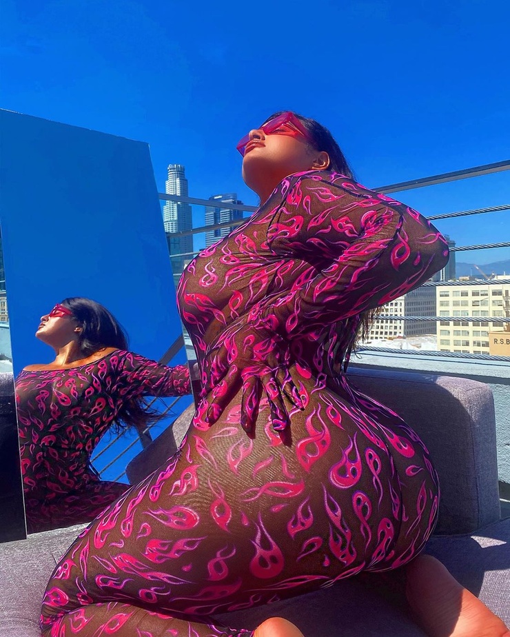 Adriana Sahar Adriana Sahar